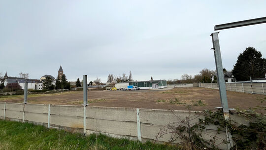 Der geplante Standort des neuen Seniorenzentrums in Miesenheim befindet sich in unmittelbarer Nähe des denkmalgeschützten romani