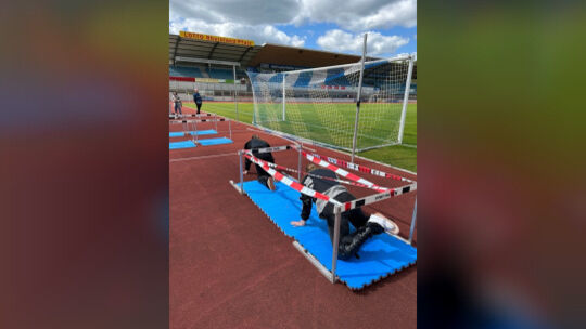 Der Hindernisparcous forderte in Ausrüstung auch einiges