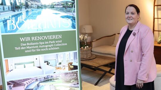 Britta Krug ist seit rund einem Jahr General Managerin bei Bollants Spa im Park. Aktuell managt sie die umfassende Sanierung.