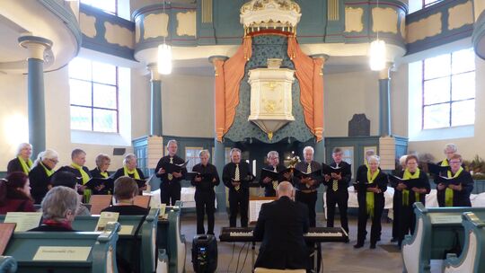 Der Jubiläumschor - gegründet im Jahr 1996, entstanden aus dem Frauenchor, der 1976 gegründet wurde.