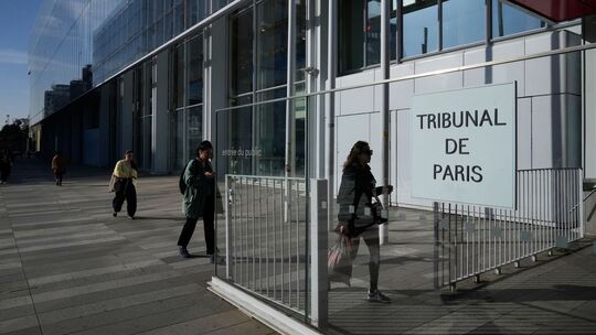 Elon Musk bleibt Pariser Anhörung zu Plattform X fern