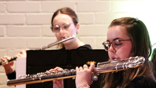 Konzentration pur – die Musizierenden des Flötenensembles Flautastique bestachen mit brillanten Darbietungen.