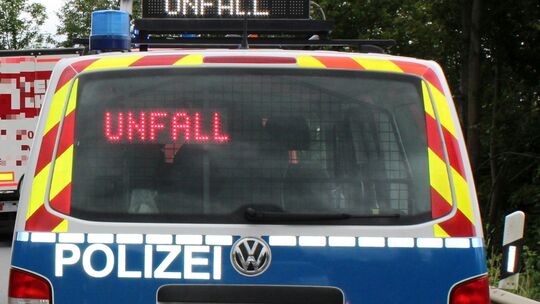 In Lahnstein hat es am Dienstag einen Unfall auf der B42 gegeben.