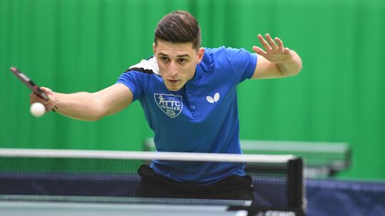 Zum Saisonabschluss mussten sich Dominic Stendebach und der TTC Wirges zwar klar beim TV 1860 Nassau geschlagen geben. Am positi