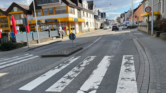 Der erste Bauabschnitt des Ausbaus der Breiten Straße beginnt hinter dem Kreisverkehr Johannisplatz und endet vor der Einmündung