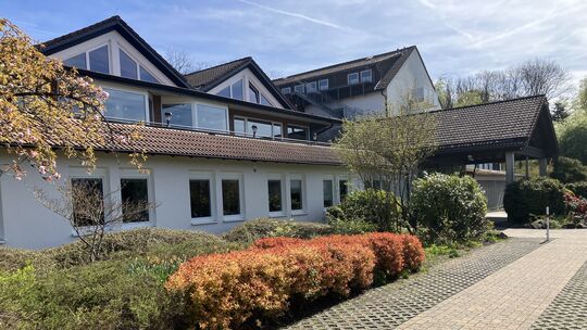 An der Stelle, an der das Christliche Gästezentrum Westerwald in Rehe heute zur Einkehr einlädt, haben Kinder vor allem in den 1