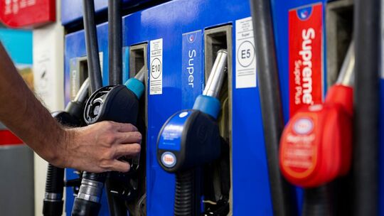 Verbraucherschützerin kritisiert Tankrabatt