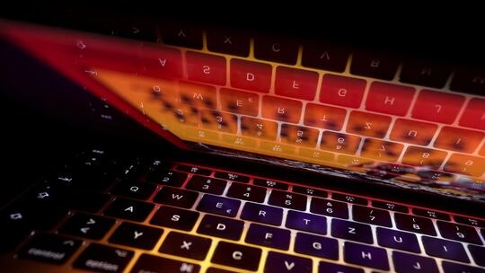 Auf einer anonymen Plattform im Darknet lud der Angeklagte strafbares Material hoch - und wurde nun am Amstgericht in Lahnstein