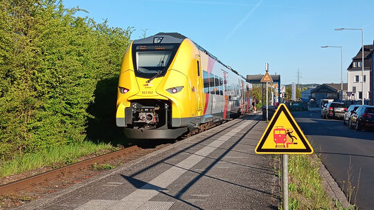 Von Freitagabend bis zum Morgen des 3. Mai werden alle Züge zwischen Siershahn, Montabaur und Limburg durch Busse ersetzt. Auch