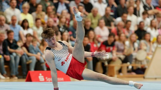 Der Koblenzer Nikita Prohorov blieb zwar am Boden und Barren ohne Punkte, dafür gewann er ein wichtiges Duell am Pferd.