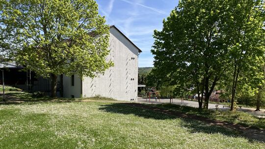 An der Norheimer St.-Martin-Grundschule fehlt Platz für die Betreuung, deshalb wird ein Anbau errichtet.