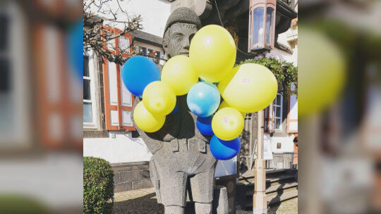 Gleich nach dem Beginn des russischen Angriffskrieges hat sich die Stadt Mayen mit der Ukraine solidarisiert.