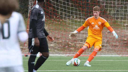 Jonas Eberwein bot eine ausgezeichnete Vorstellung im Kasten der Regionalliga-B-Junioren des SC Idar-Oberstein. Erst in der Nach