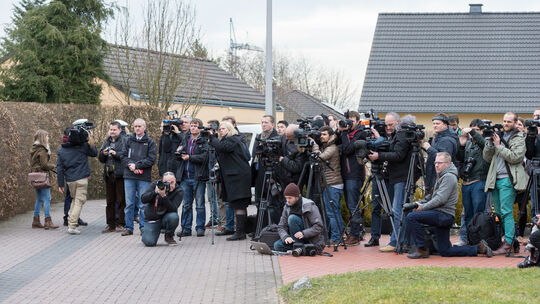 Ende März 2015 belagerten Reporter aus aller Welt das Elternhaus von Andreas Lubitz in Montabaur. Für die Menschen im Westerwald Ende März 2015 belagerten Reporter aus aller Welt das Elternhaus von Andreas Lubitz in Montabaur. Für die Menschen im Westerwald