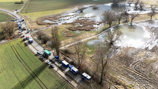Die Einsatzmaßnahmen nach dem Heizölunfall dauerten tage- und monatelang an.