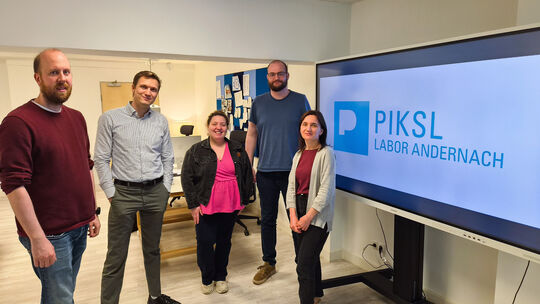 Simon Breidbach (von links), Jannik Junglas, Aylen Klee, Sikko Müller und Tatiana Fabian gehören zum festen Team des Piksl-Labor