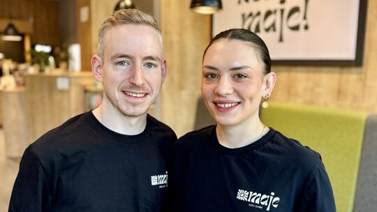 Luisa Bernard und Michael Winter ziehen eine positive Biolanz: Ihr "Maje"-Café in der Obersteiner Fußgängerzone kommt sehr gut a