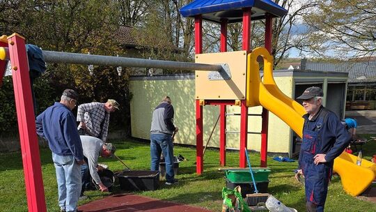 Die Offene Gruppe hat wieder ihre Arbeiten aufgenommen. In erster Linie beschäftigen sich die Mitglieder mit Verschönerungs, und