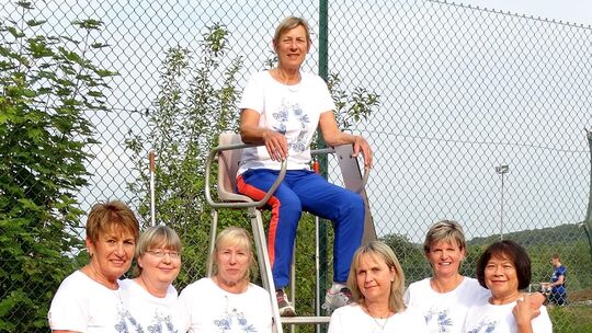 Als Meister der Oberliga starten die Frauen 60 des TC Kirn nun in das Abenteuer Regionalliga. Der große Zusammenhalt ist eine de