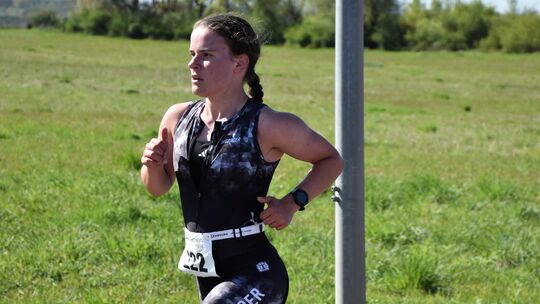 Nach Platz eins bei der deutschen Meisterschaft über die Mitteldistanz sicherte sich Leonie Reichel auch im Sprint eine Medaille