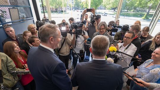 CDU und SPD in Rheinland-Pfalz einigen sich auf Koalition CDU und SPD in Rheinland-Pfalz einigen sich auf Koalition