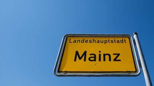Ortsschild Mainz