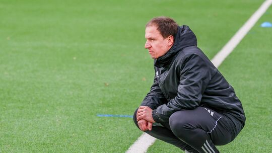 Teile der Mannschaft habe er diesmal wohl nicht hinter sich bringen können, erkennt Thomas Schäfer, dessen Zeit bei der SG Hunds