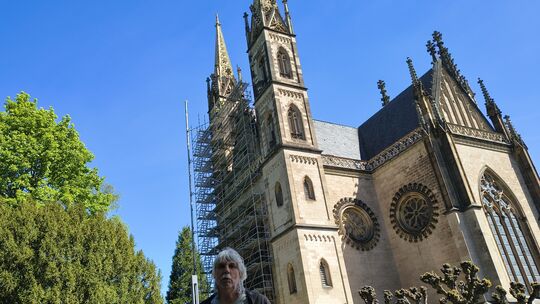 Freut sich, dass es mit der Sanierung der Apollinariskirche voran geht: Erhard Wacker, Vorsitzender der Stiftung Wallfahrtskirch