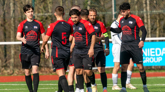 Die SG Neuwied hat es geschafft. Nach dem 2:1-Sieg in Rengsdorf ist den Kombinierten der Meistertitel nicht mehr zu nehmen. (Arc