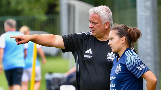 Auf Marie Hof war Verlass: Die Flügelspielerin des FFC beackerte nicht nur unermüdlich die rechte Seite, sondern belohnte sich a