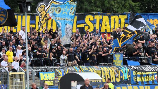 Für die Fans der TuS Koblenz sind Spiele gegen den SV Eintracht Trier die einzigen echten Derbys. Das nächste gibt's am 23. Mai
