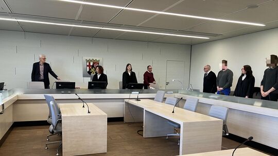 Zwei 28 Jahre alte Männer müssen sich vor dem Landgericht Bad Kreuznach wegen des Handels mit Rauschgift verantworten. (Bitte de