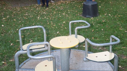 Fast 23.000 Euro stehen bereit, die beiden Spielplätze in der Soonwaldstraße und im Birkenweg zu ertüchtigen und neue Spielgerät