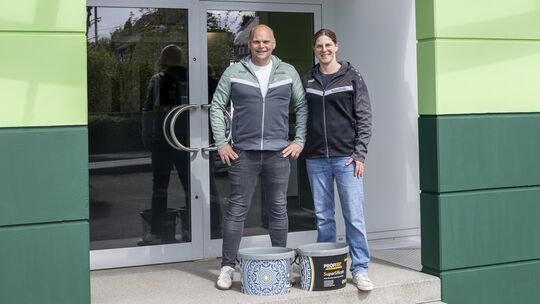 Geschäftsführer Frank Wisser und Filialleiterin Sabine Weber-Seiler freuen sich auf den Umzug des Unternehmens Farben Gross von