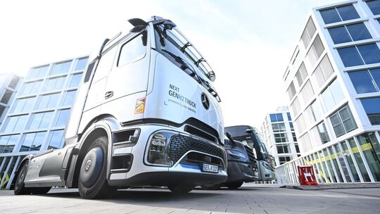 Daimler Truck Q1-Zahlen und Hauptversammlung