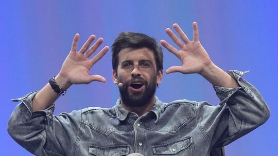 Gerard Piqué Gerard Piqué