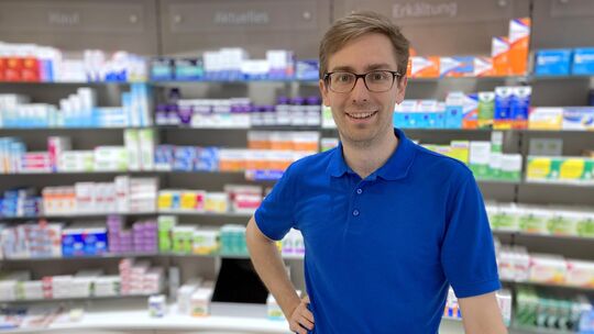 Apotheker Philipp Hanke, Inhaber der Johannes-Apotheke in Treis-Karden und der Brücken-Apotheke in Bullay, sagt: „Aus meiner Si