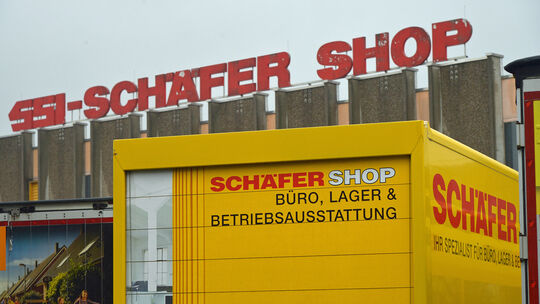 Der Hauptstandort von Schäfer Shop im Betzdorfer Stadtteil Bruche.