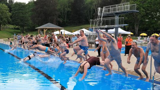Ob dieses Jahr wieder wie 2022 die Wasserratten euphorisch im Bopparder Freibad ins kühle Nass springen, wird sich noch zeigen. Ob dieses Jahr wieder wie 2022 die Wasserratten euphorisch im Bopparder Freibad ins kühle Nass springen, wird sich noch zeigen.