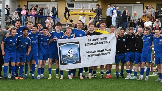 Der Bezirksliga-Dino ist zurück: Nach zwei Jahren A-Klasse steigt die SG Weitefeld wieder in die Bezirksliga Ost auf.