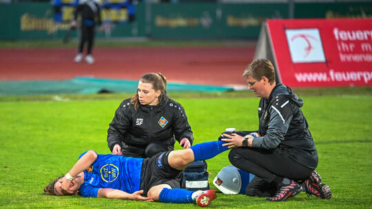 Lukas Tuchscherer verletzte sich gegen Worms bei einer Aktion mit seinem Mitspieler Tim Thielen, wird seiner TuS Koblenz wegen e