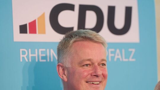 CDU und SPD in Rheinland-Pfalz beraten über Koalitionsvertrag