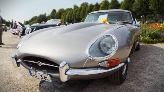 Selbst für Enzo Ferrari war der Jaguar E-Type das schönste Auto der Welt. Ob sich einer nach Baumholder begibt, weiß man noch ni