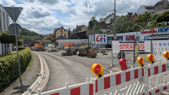 Die Arbeiten an der B62 in Niederschelderhütte sind in wenigen Wochen abgeschlossen.