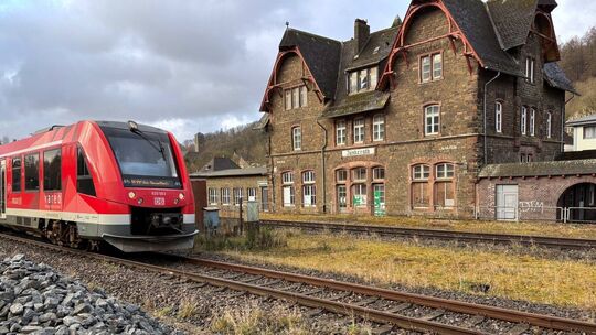 Die Eifelstrecke soll attraktiver für den Zugverkehr werden.