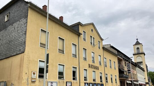 Gerade einmal neun Minuten dauerte der öffentliche Teil der jüngsten Ratssitzung in St. Goarshausen. Gerade einmal neun Minuten dauerte der öffentliche Teil der jüngsten Ratssitzung in St. Goarshausen.