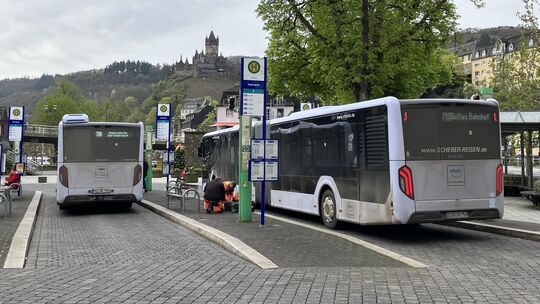 Der Endertplatz ist ein zentraler Knotenpunkt für den ÖPNV in Cochem, doch die Haltestelle entfällt aktuell für viele Buslinien.