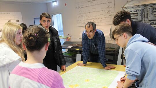In verschiedenen Arbeitsgruppen (hier mit Jochen Stentenbach von der VG-Verwaltung) wurden Ideen unter anderem für die Ausgestal