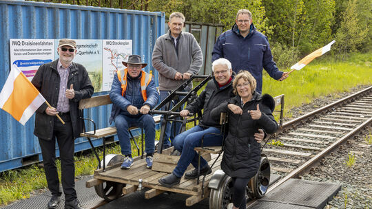 Immer aktiv und in Bewegung ist der Verein IG Westerwald-Querbahn (von links): Stephan Keßler (2. Vorsitzender), Reinhard Zimmer