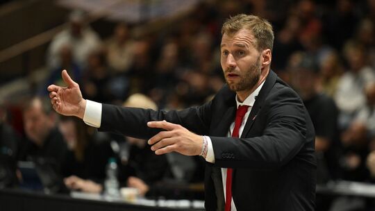 Anton Gavel Anton Gavel